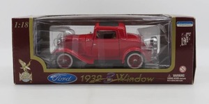 lot 174 image: Road Legends 118 Scale 1932 3-Window Diecast NIB