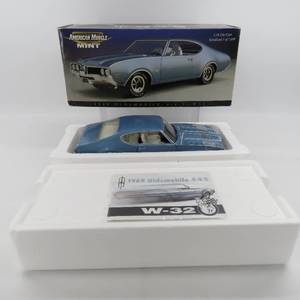 lot 206 image: Ertl American Muscle MINT 118 Scale 1969 Oldsmobile 4-4-2 W32