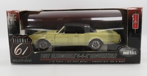 lot 213 image: Highway 61 Collectibles 1967 Oldsmobile 4-4-2 Convertible NIB