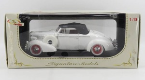 lot 217 image: Signature Models 1938 Buick Century Convertible Coupe 118 Scale