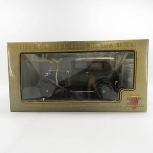 lot 280 image: Motor City Classics 118 Scale 1931 Ford Model A Tudor NIB
