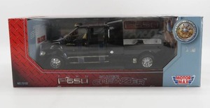 lot 287 image: Motor Max 118 Scale Ford F-650 Super Crewzer Diecast