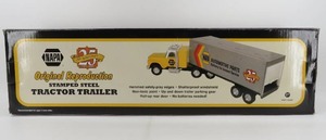 lot 299 image: First Gear Napa 25th Anniversary Stamped Steel Tractor Trailer NIB