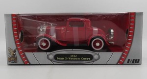lot 113 image: Road Signature 118 Scale 1932 Ford 3-Window Coupe Red