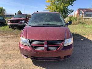 2001 Dodge Caravan (SALVAGE)