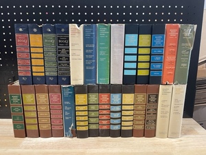 lot 3 image: Vintage Readers Digest