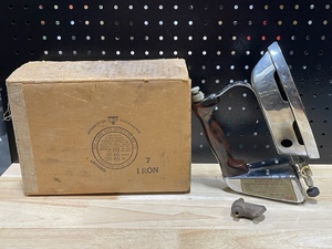 lot 8 image: Gasoline Iron