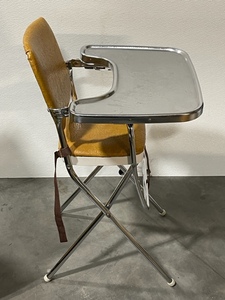 lot 17 image: Vintage Baby Highchair
