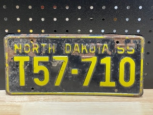 lot 52 image: Vintage License Plates