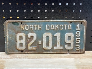 lot 54 image: Vintage License Plates