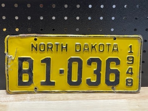 lot 58 image: Vintage License Plates