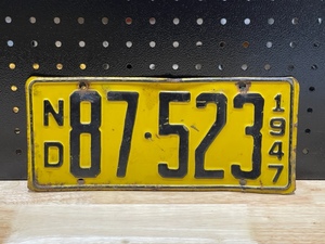 lot 59 image: Vintage License Plates
