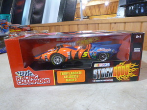 Racing Champions Terry LaBonte Kelloggs Mach 5 Die Cast Car