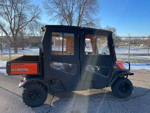 lot 12 image: 2017 Kubota RTV-X1140 Utility Vehicle with Cab
