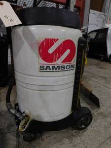 lot 49 image: Samson Portable Oil Drain