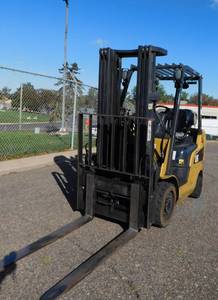 lot 20 image: 2018 Cat 2C5000 LP Forklift