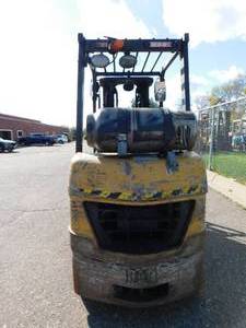 lot 25 image: 2008 Cat 2C5000 LP Forklift