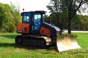 lot 2 image: 2023 Doosan DD100 LGP Dozer - 3yr factory warranty