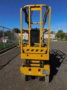lot 19A image: 2016 Optimum 8 Scissor Lift