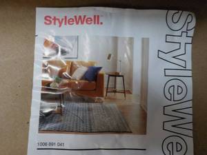 Stylewell Blue Tile Geo 6 ft x 8 ft Rug used- needs shampooing