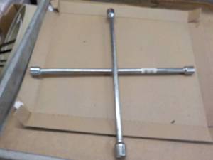 4 Way 20 Lug Wrench...