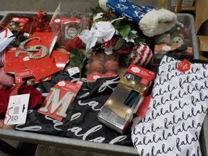 Holiday Dcor Large Box...