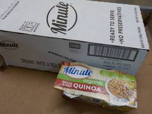 8 - 8 oz Minute Organic White and Red Quinoa best date 092023