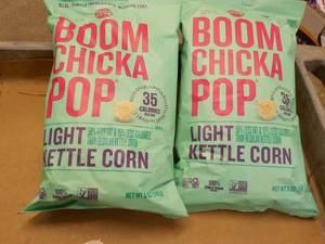 Boom Chicka Pop Light Kettle Corn 2 -5 oz Bags
