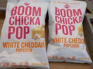 Boom Chicka Pop White Cheddar Popcorn 2 - 4.5 oz bags