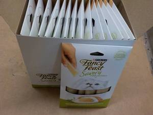 15 ct Purina Fancy Feast Savory Cat Treats Natural Chicken in a Demi Glaze best date 082023 Retail $3 each