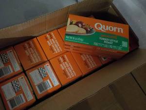 H 12 Quorn Meatless Frozen Turkey Style Roasts