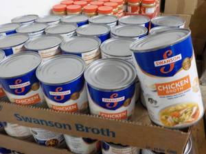 24 cans Swansons Chicken Broth best date 092023