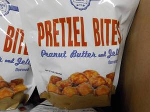 10 bags Pretzel Bites Peanut Butter and Jelly- past best date