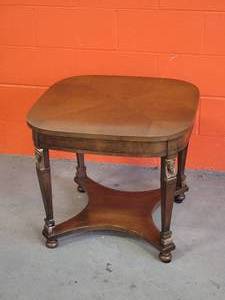 lot 40 image: Fine Arts Furn. Lions Head Side Table