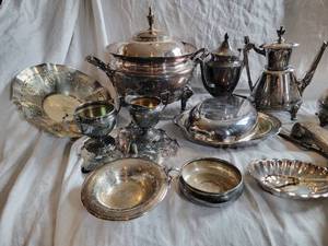 lot 56 image: Impressive Silver Plated Serving and Hostess Piece Assortment
