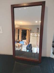 lot 125 image: Beaded Mahogany Vintage Mirror