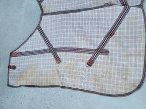 lot 110 image: Vintage Horse Blanket