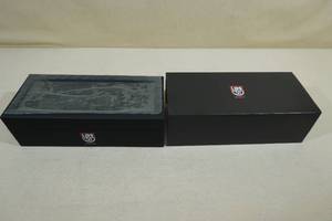 lot 21 image: Luminox Watch Box -Space for 4 Watches with Transparent Window