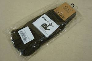 lot 47 image: C.C. SmartTips Gloves -Olive
