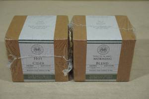 lot 83 image: Begonia and Bench Candles -Hot Cider & Morning Blend