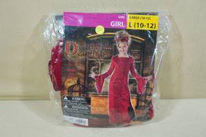 lot 127 image: Halloween Costume -Delightfully Devilish, Girls Large 10-12