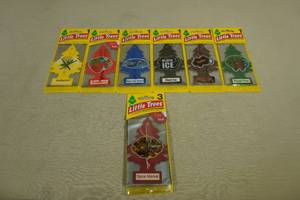 lot 159 image: 9 Little Trees Assorted Scents Car Air Fresheners
