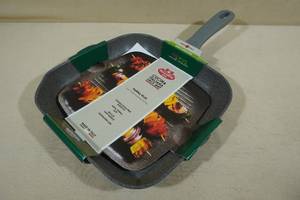 lot 175 image: Ballarini Parma Plus 11 Granitium Non-Stick Grill Pan