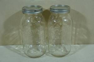 lot 190 image: 2 Ball Wide Mouth 4 Pint Jars