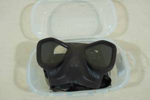 lot 223 image: Mares Viper Mask