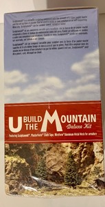 lot 42 image: U Build the Mountain Deluxe Kit  Electric Train Accessory
