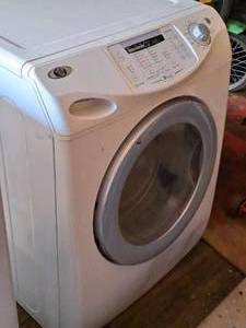 lot 841 image: Maytag Neptune Front Load Clothes Washing Machine MAH9700AWW