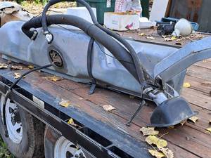 lot 859 image: Ford Fuel Tank