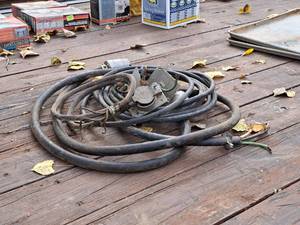 lot 967 image: 123 Type SO P-123-72-MSHA Heavy Duty Power Cord and Misc. Plugs