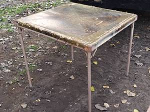 lot 976 image: Vintage Card Table